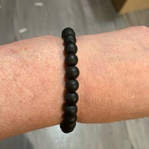 Black stretch bracelet